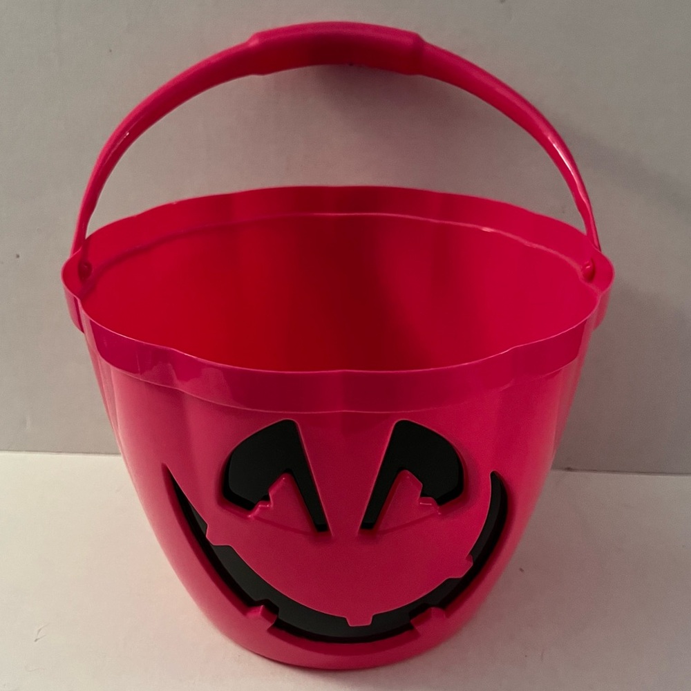 T Mobile Tuesday Pink Halloween Pumpkin Bucket